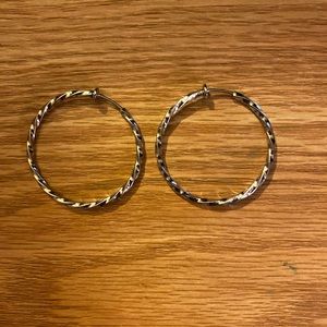 Clip on hoops